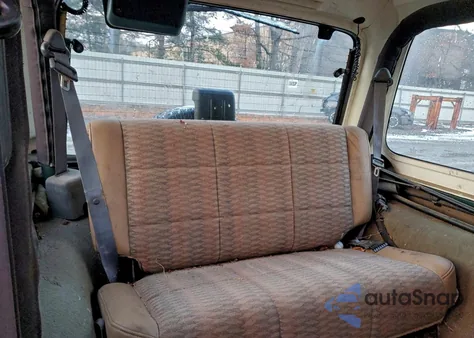 2000 Jeep Wrangler / Tj Sport z USA, uszkodzony, nr VIN 1J4FA49S2YP706869